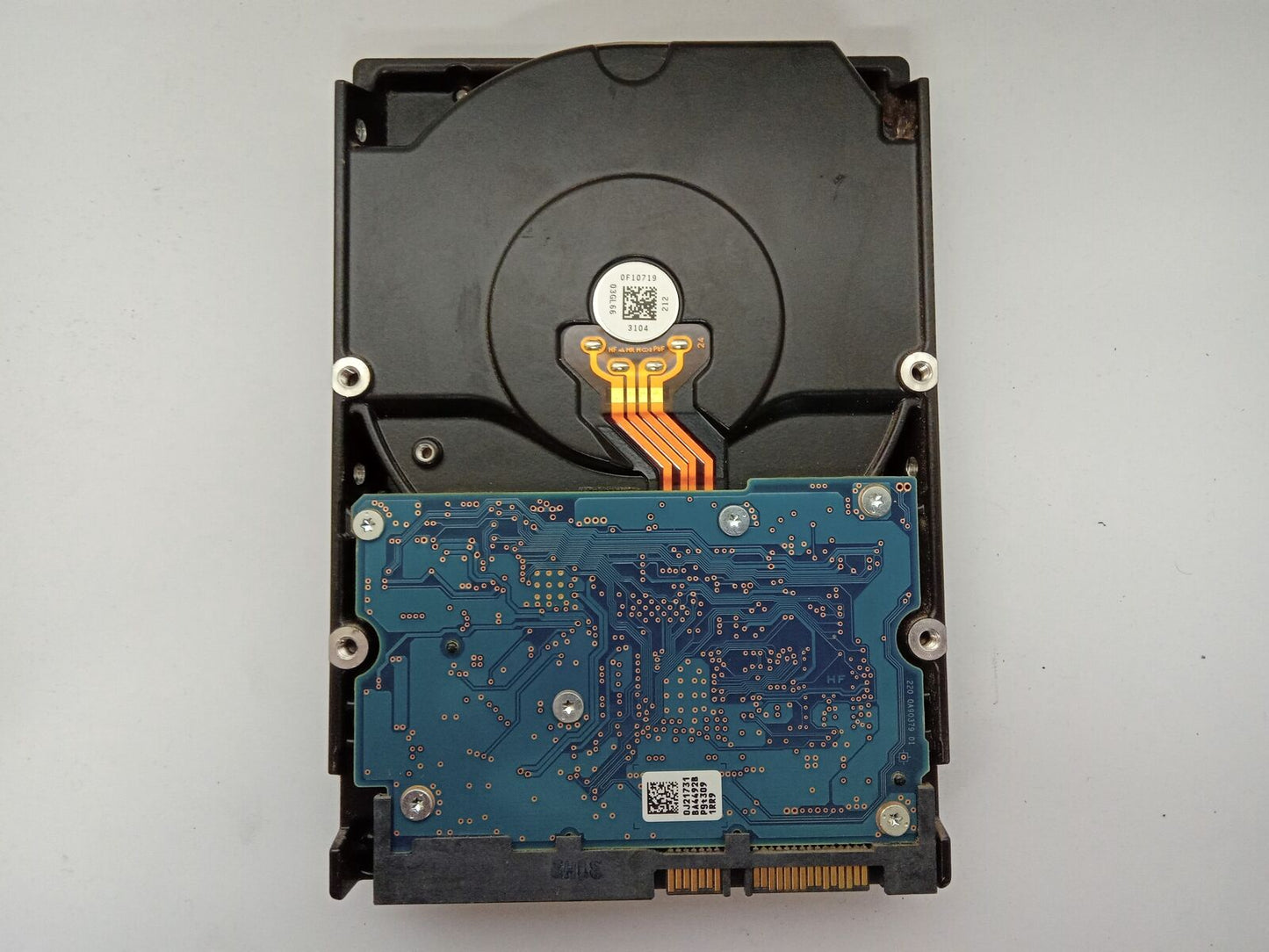 Hitachi Ultrastar HUS724020ALA640 2TB 3.5" Desktop Hard Drive SATA