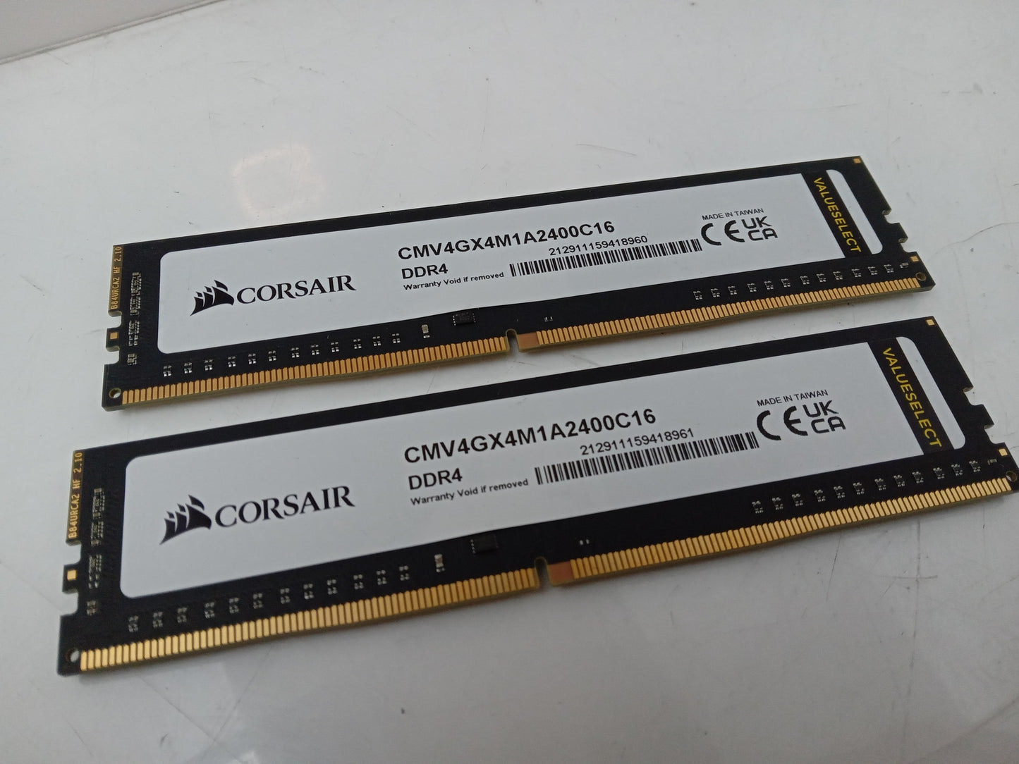 Corsair Value Select 8GB 2x4GB 2400MHz DDR4-2400 PC4-19200 RAM CMV4GX4M1A2400C16