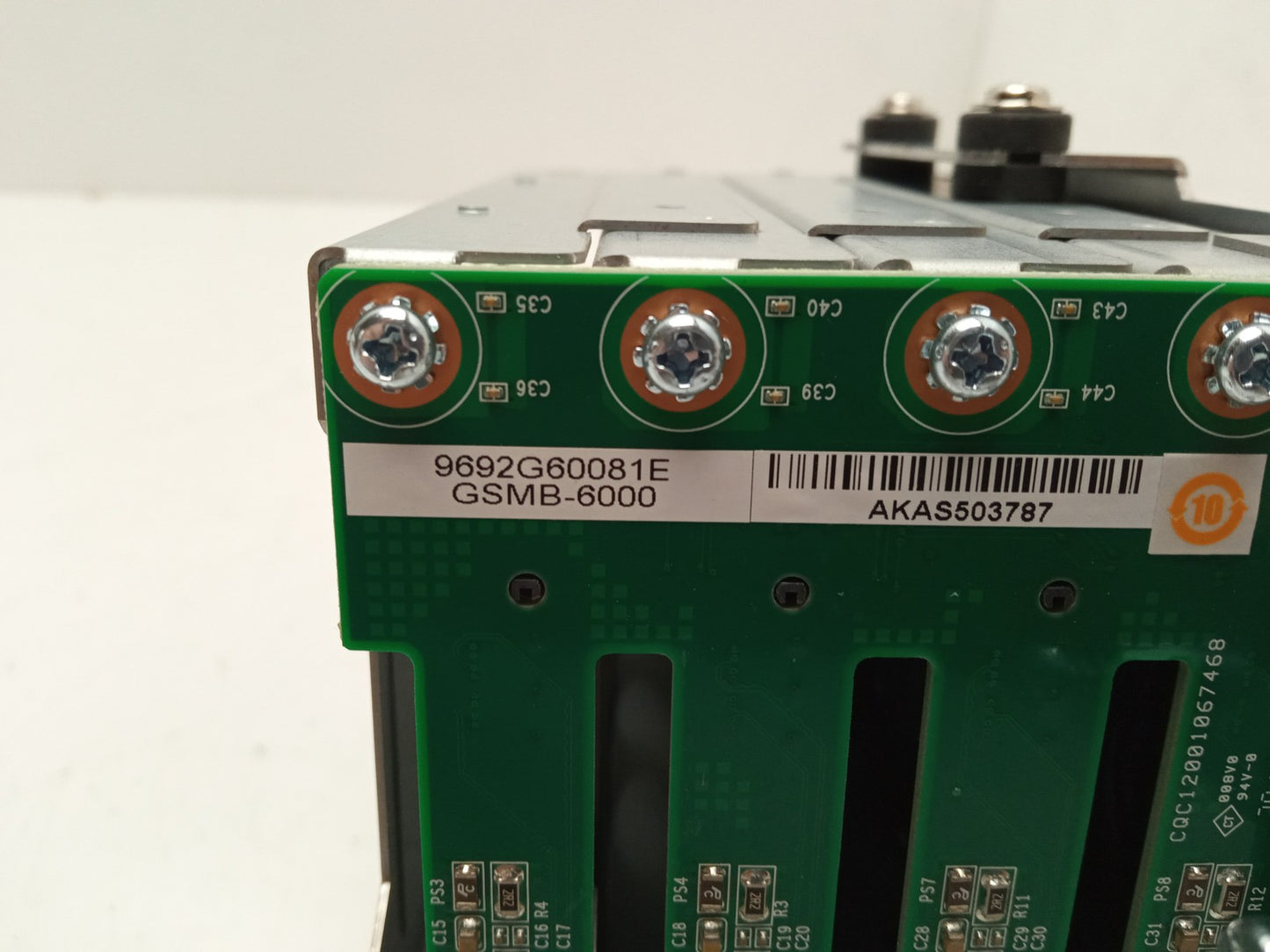 Advantech SKY-8201 4 Bay 2.5" HDD Bay With 3x Caddies and Cable GSMB-6000