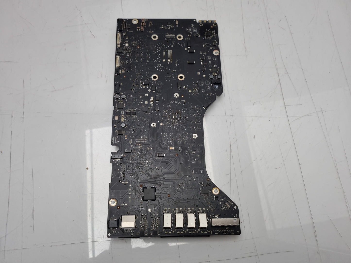 Apple iMac A1418 21.5" 2013 LGA1150 DDR3 Logic Board 820-3482-A With Heatsink