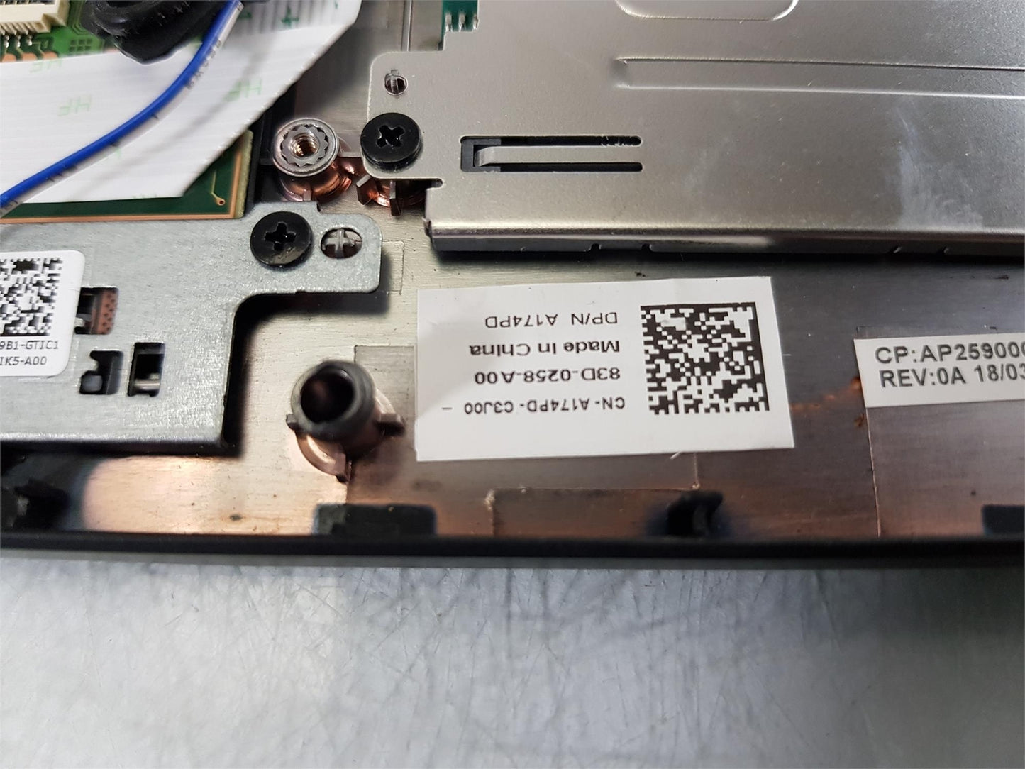 Dell Latitude 5590 UK Laptop Keyboard Palmrest Touchpad Assembly A174PD