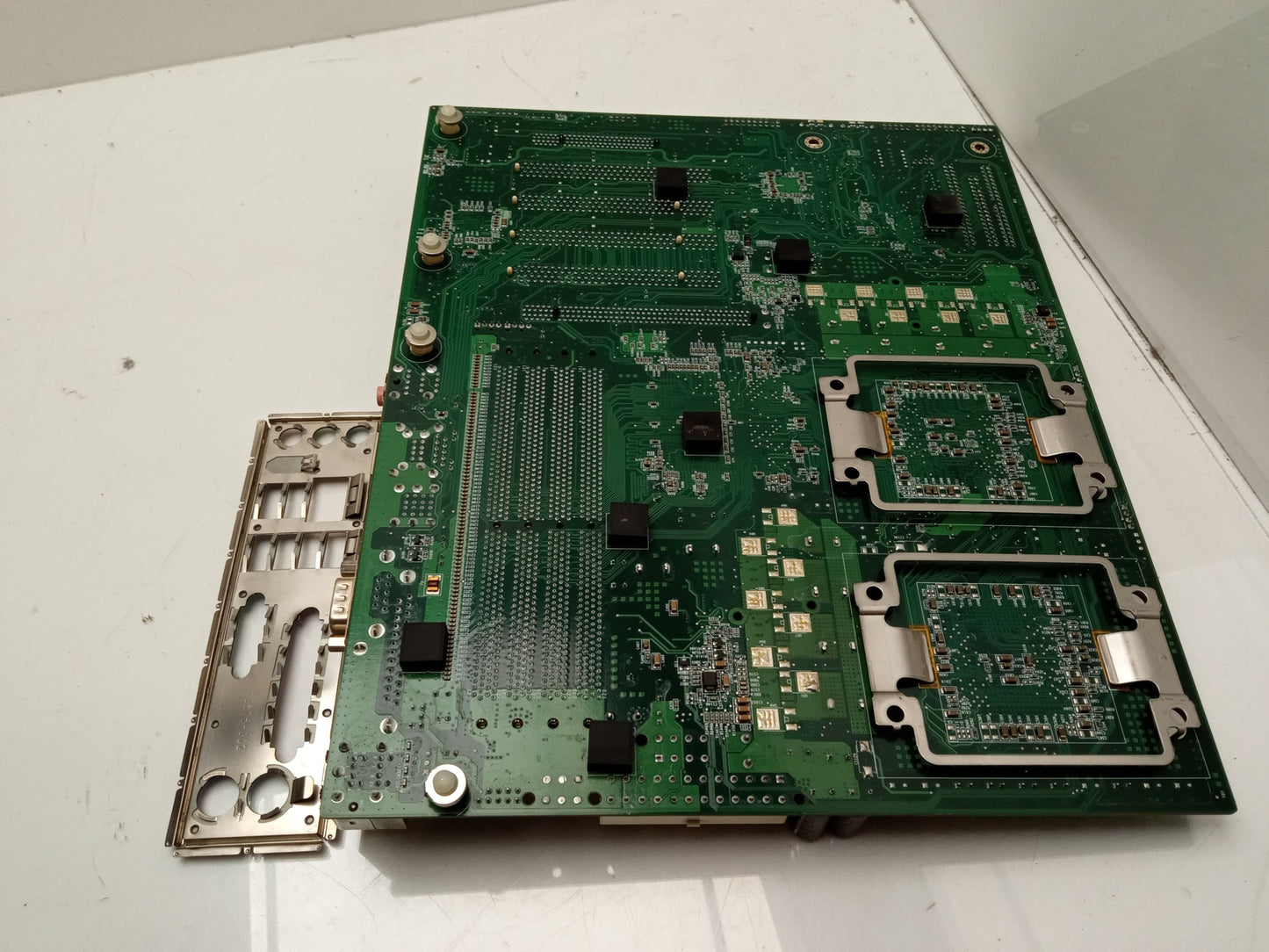 HP XW6200 Socket 604 DDR ATX Workstation Motherboard with I/O Shield 359875-005