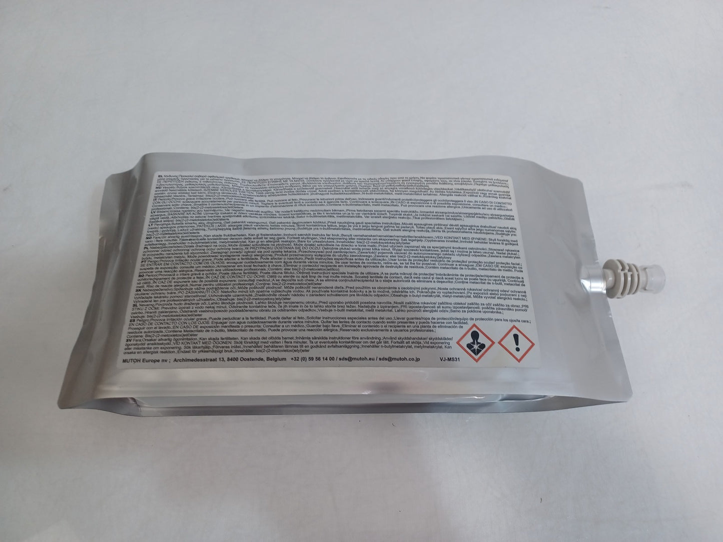 Mutoh Eco Solvent ValueJet VJ-MS31-BK1000E 1000ml Black - Expiry 31/07/2025