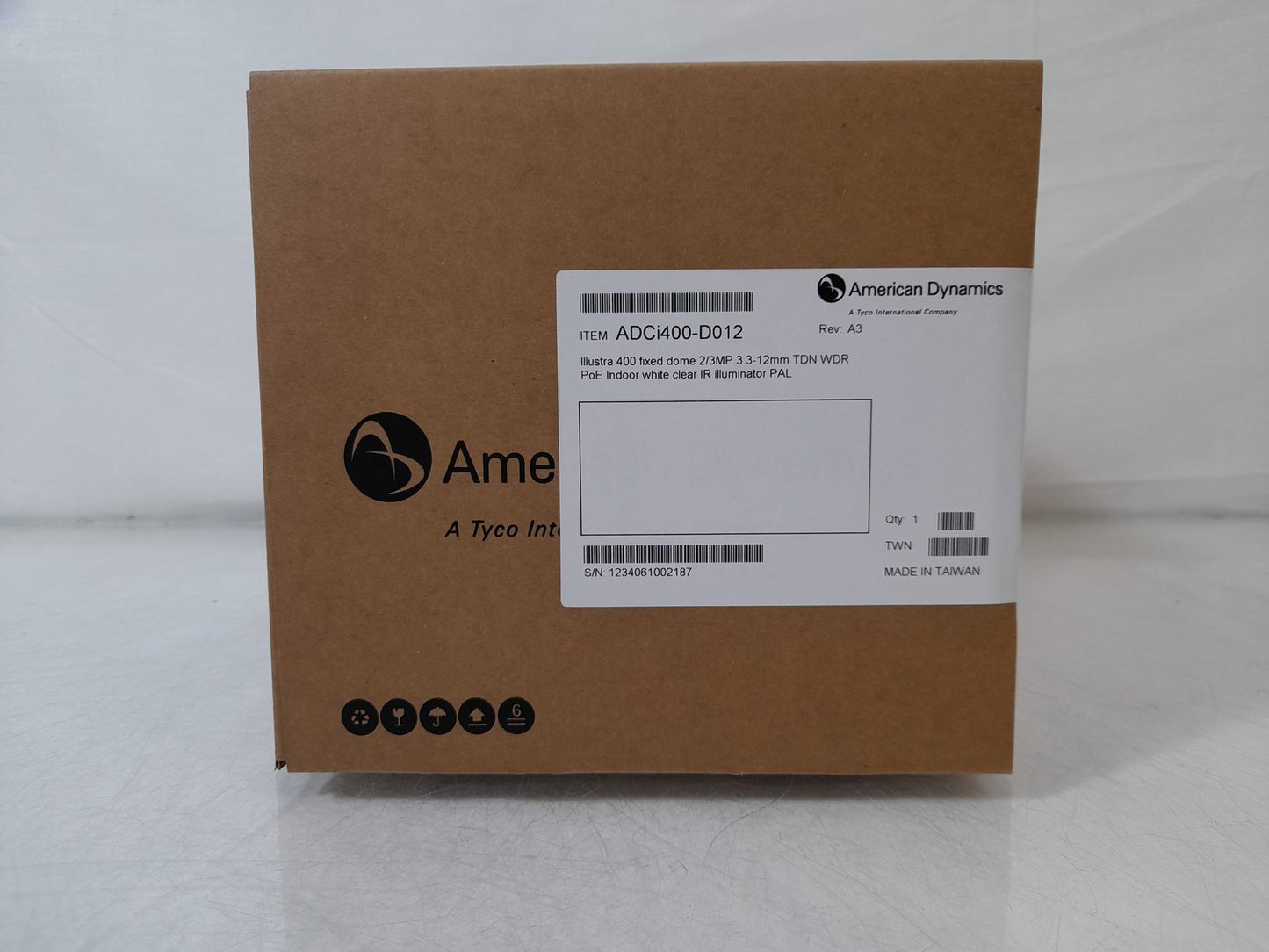 Illustra ADCi400-D214 400 Fixed Dome 2/3MP 3.3/12mm Camera - Lot of 5