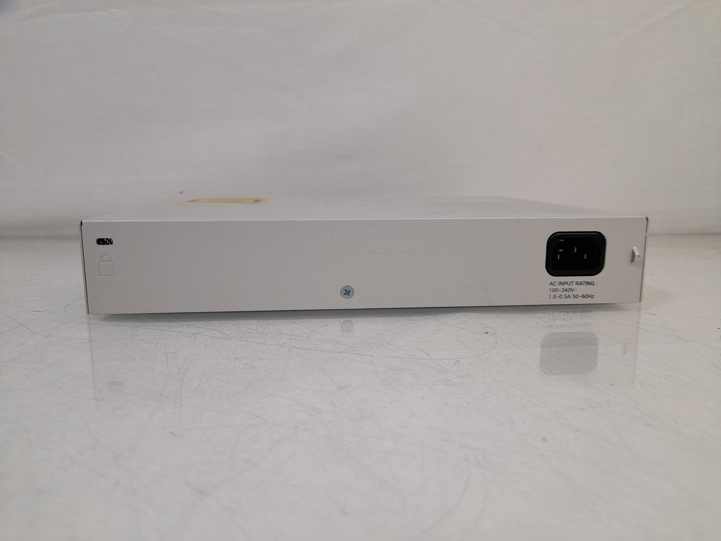 Cisco WS-C2960L-8TS-LL V02 Catalyst C2960L 8 x Ports Managed Switch