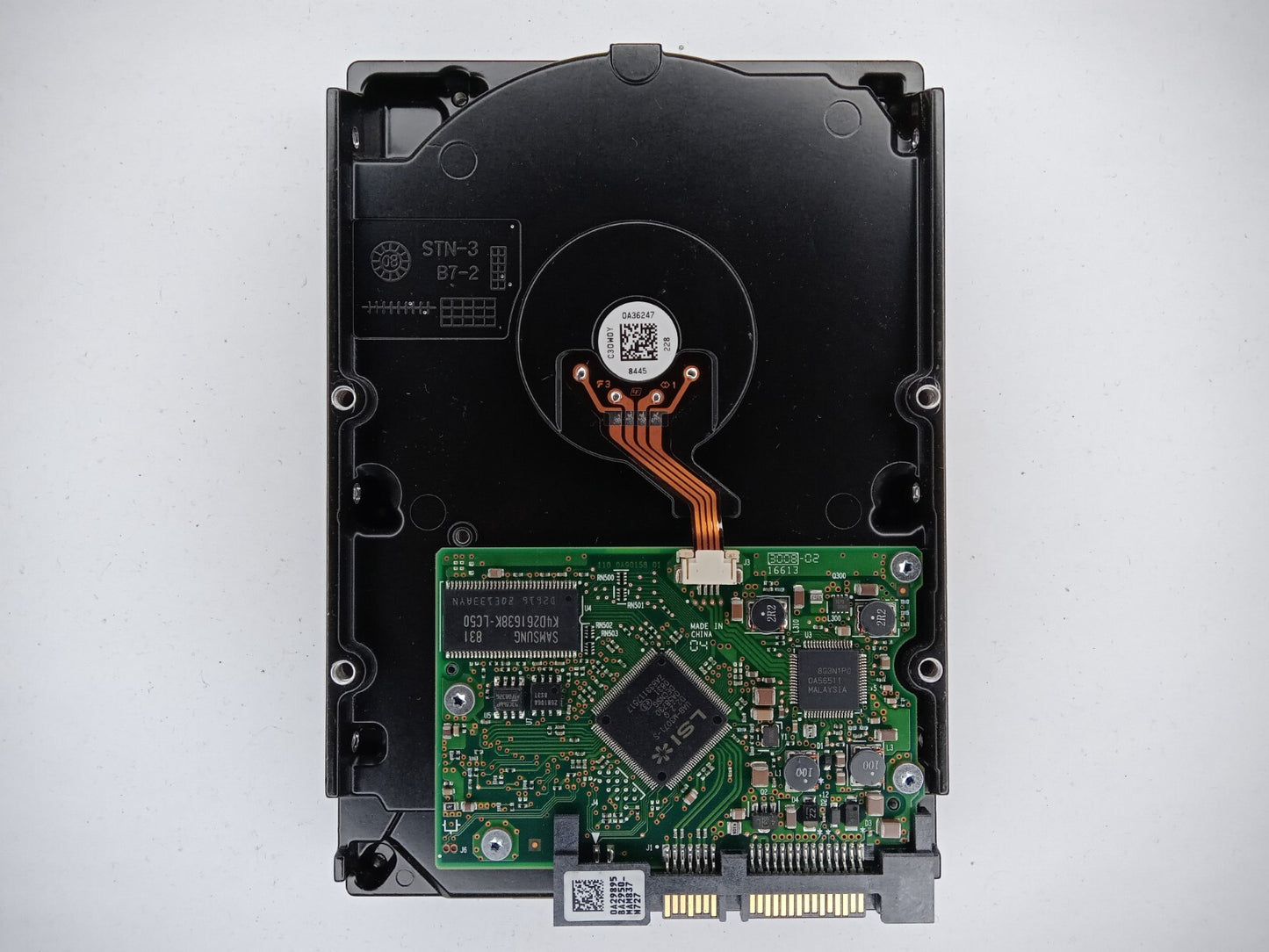 Hitachi Deskstar 7K1000.B HDT721010SLA360 1 TB 3.5" Desktop Hard Drive SATA
