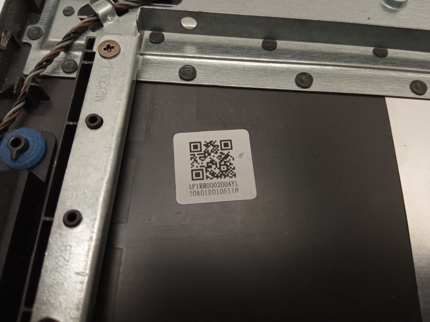 Lenovo V15-IIL Laptop UK Keyboard Touchpad Palmrest Assembly AP1RR000200