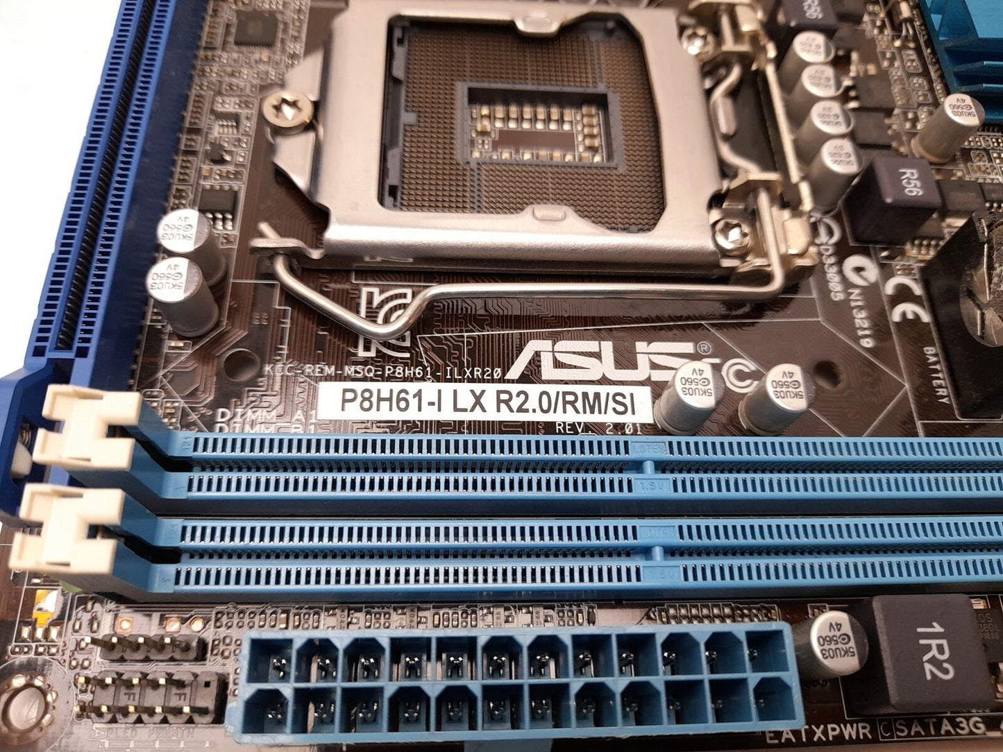 ASUS P8H61-I LX R2.0/RM/SI LGA1155 DDR3 Mini-ITX Motherboard with I/O Shield