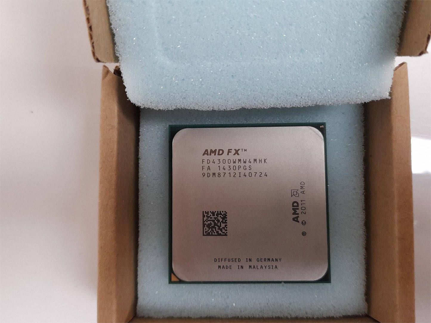 AMD FX-4300 3.80GHz Socket AM3+ Processor CPU (FD4300WMW4MHK)