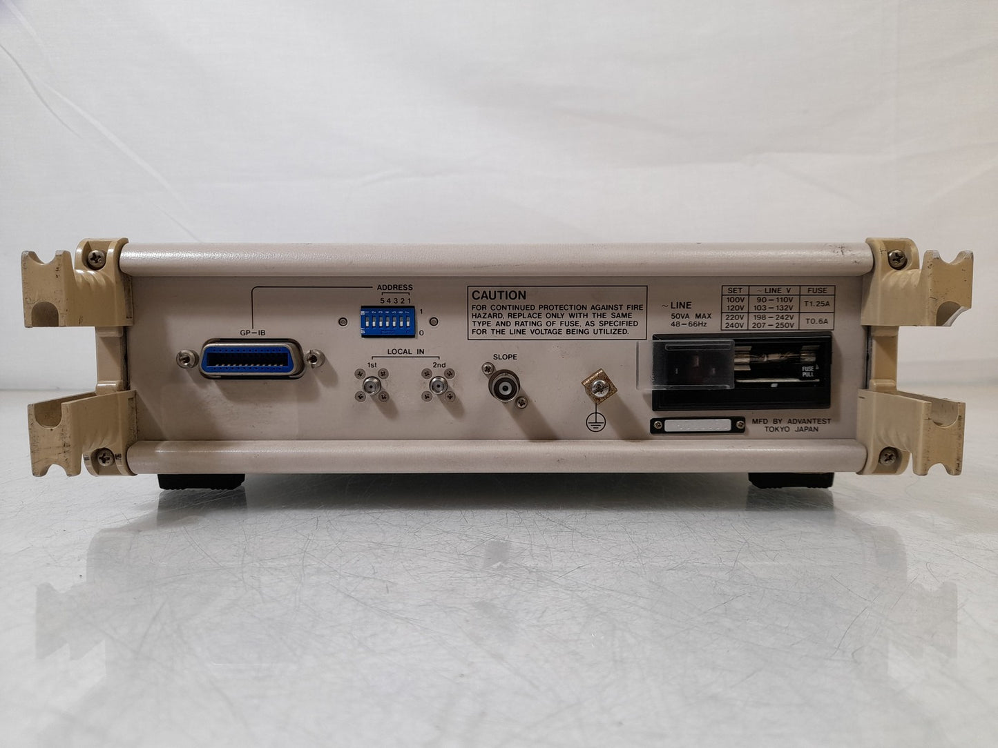 Advantest TR4153A 100kHz-2GHz Tracking Generator