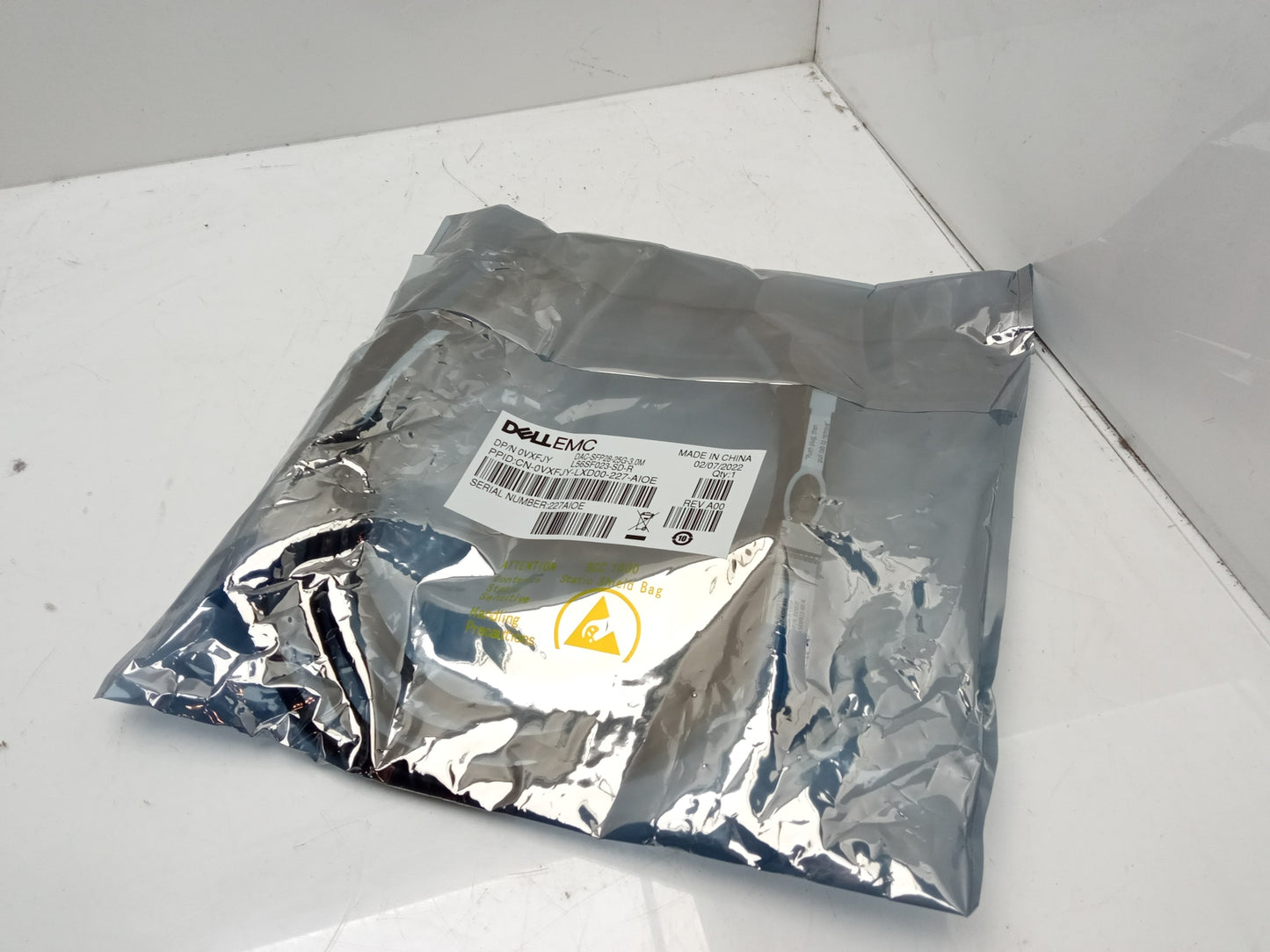 Dell EMC SFP To SFP 3 Meter 25 GbE DAC Cable 0VXFJY VXFJY DAC-SFP28-25G-3.0M