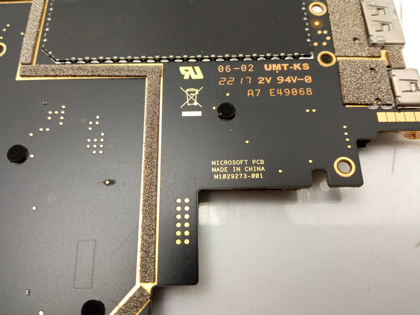 Microsoft Surface 1769 Laptop Motherboard i5-7200U 2.50 GHz CPU M1029273-001