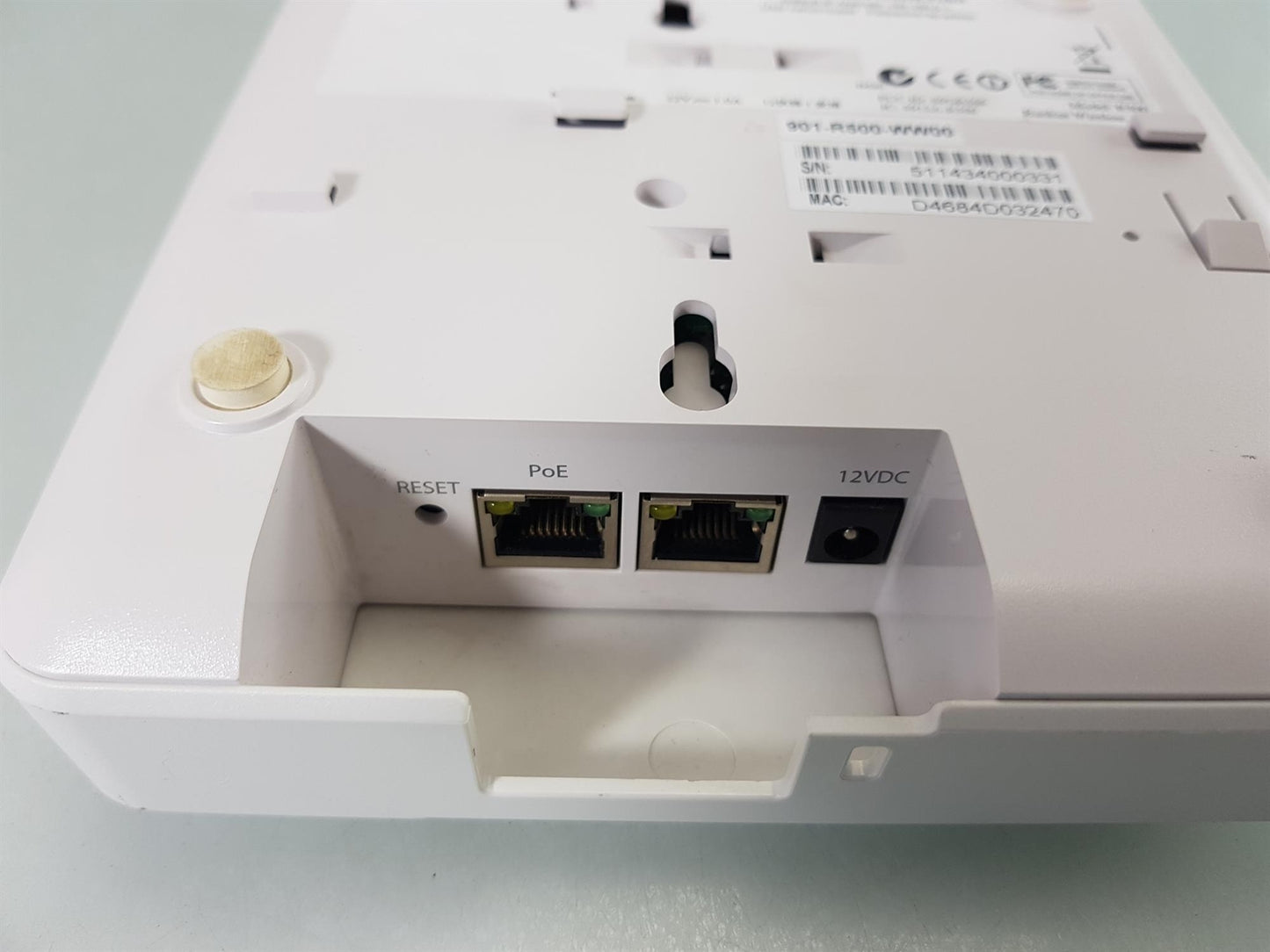 Ruckus ZoneFlex R500 Indoor PoE 802.11ac 2x2:2 Wi-Fi Wireless Access Point