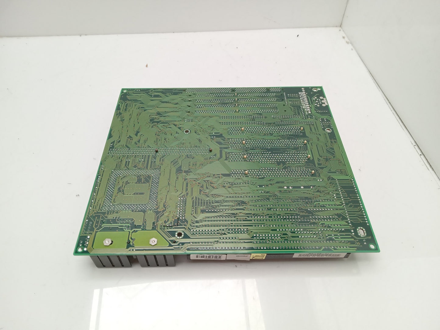 DFI G586IPV Vintage Socket 7 ISA Motherboard With Pentium 166 MHz 32MB EDO RAM