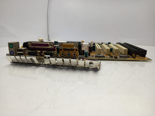 ECS P6BXT-A+ Slot 1 & Socket 370 SDRAM ISA PCI ATX Motherboard with I/O Shield