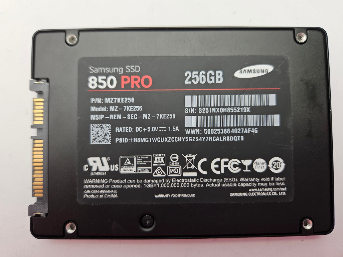 Samsung 850 Pro MZ-7KE256 256GB 2.5" Solid State Drive SATA SSD