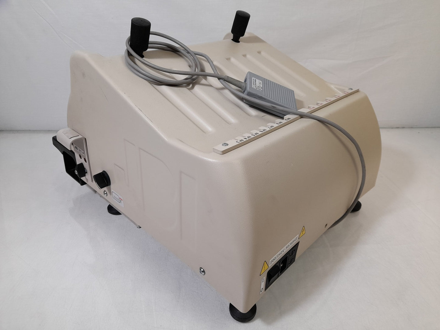 James Burn International JBI SAS PUNCH.B Binding System