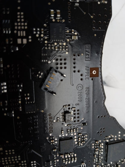 Job Lot 4x Apple MacBook A1342 Logic Boards 820-2877-B 820-2567-A - Faulty