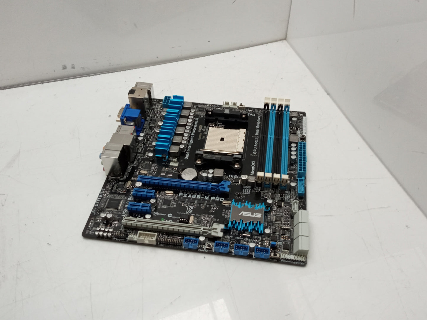 ASUS F2A85-M PRO Socket FM2 DDR3 Micro-ATX Motherboard
