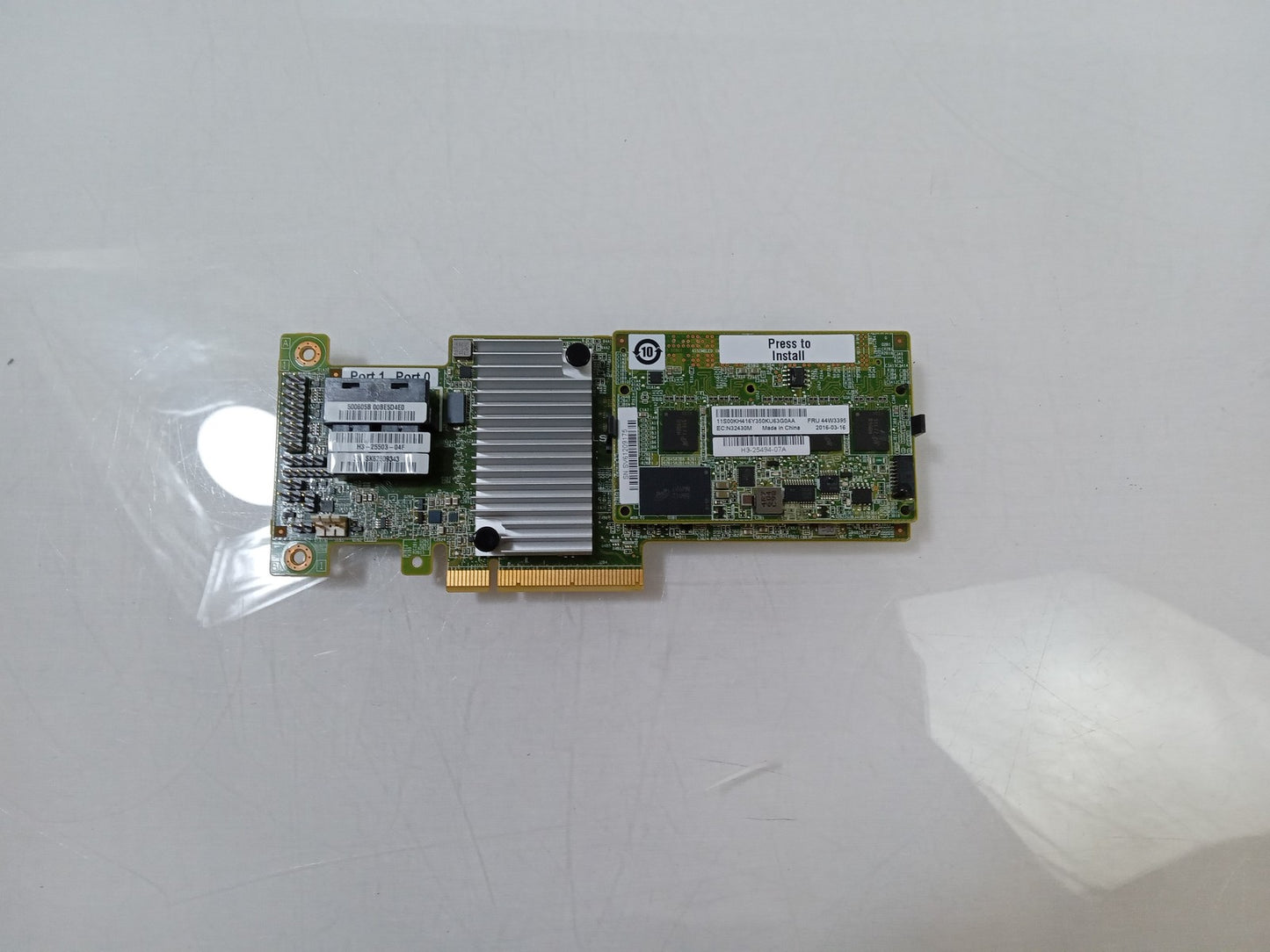 IBM M5210 6GB/12GB SAS/SATA RAID Controller 46C9111 1GB Cache 44W3395