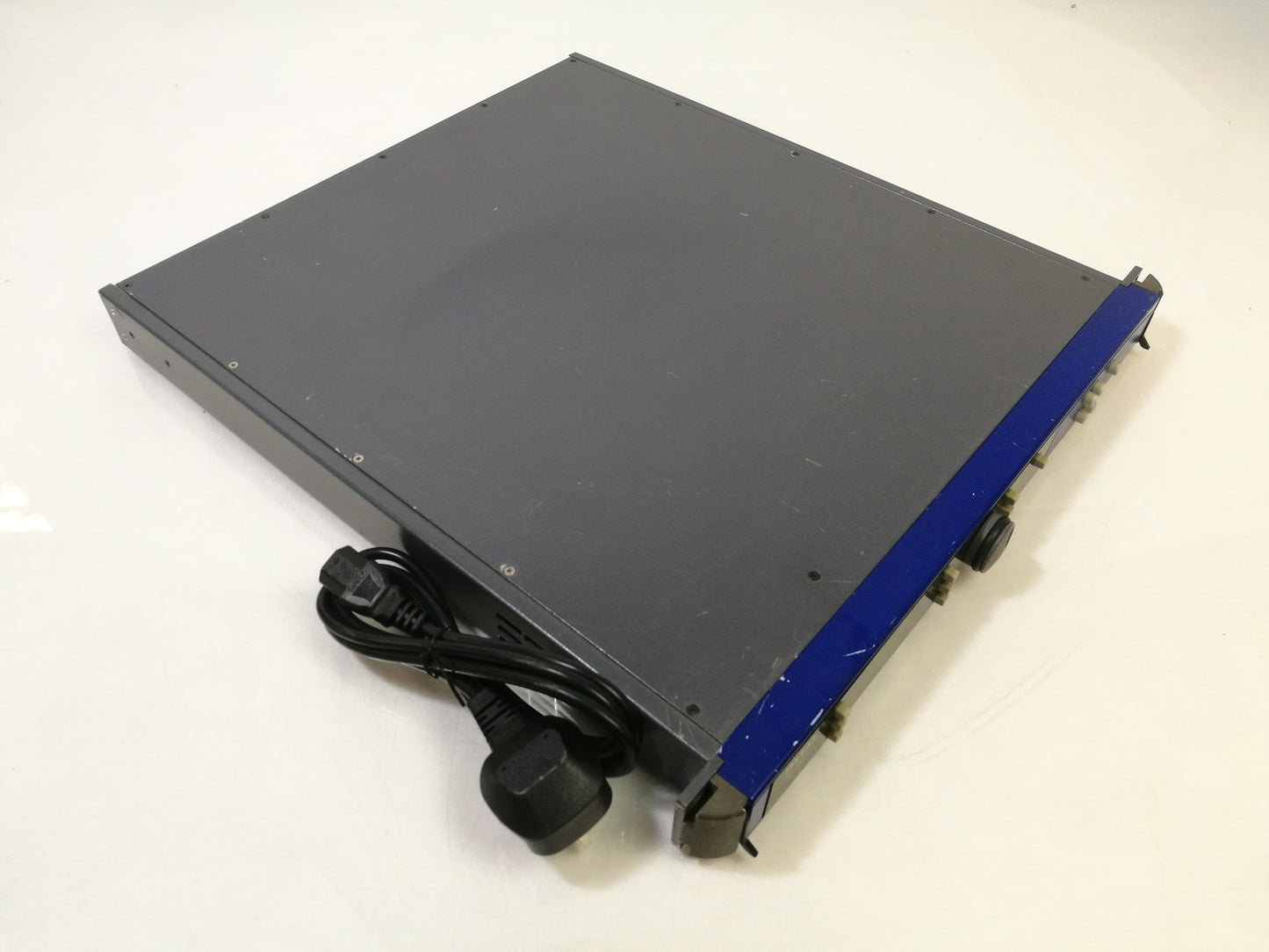 Snell & Wilcox HST37 HD High Definition Test Pattern Generator