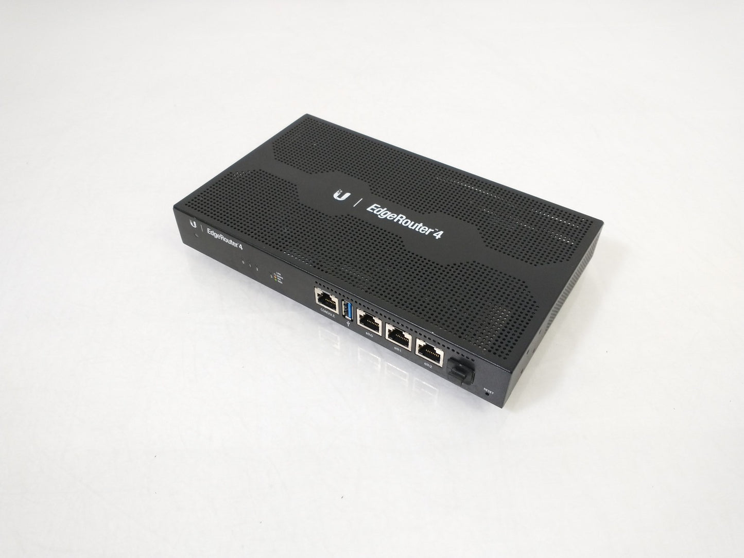 Ubiquiti EdgeRouter ER-4 Managed Gigabit Router