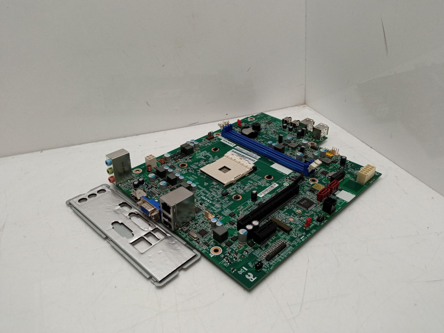 Lenovo IdeaCentre 510A Socket AM4 DDR4 Motherboard with I/O Shield 01LM720