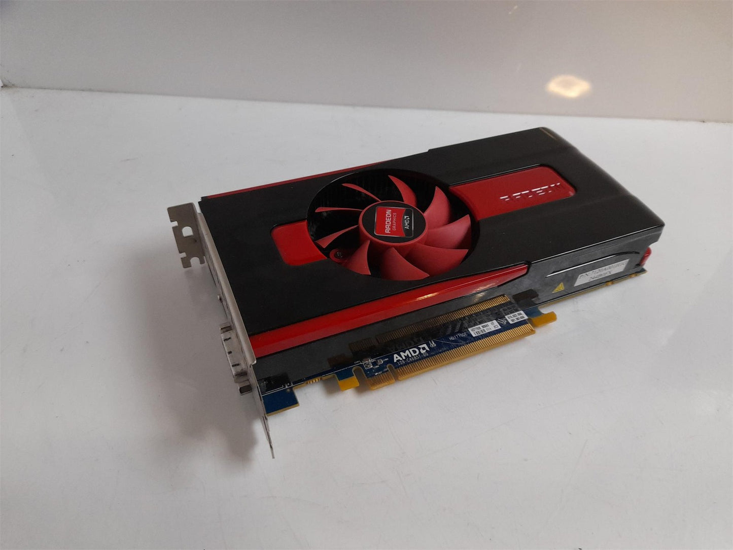 Dell AMD Radeon HD 7770 2GB PCIe x16 Video Graphics Card 0DX5MJ DX5MJ