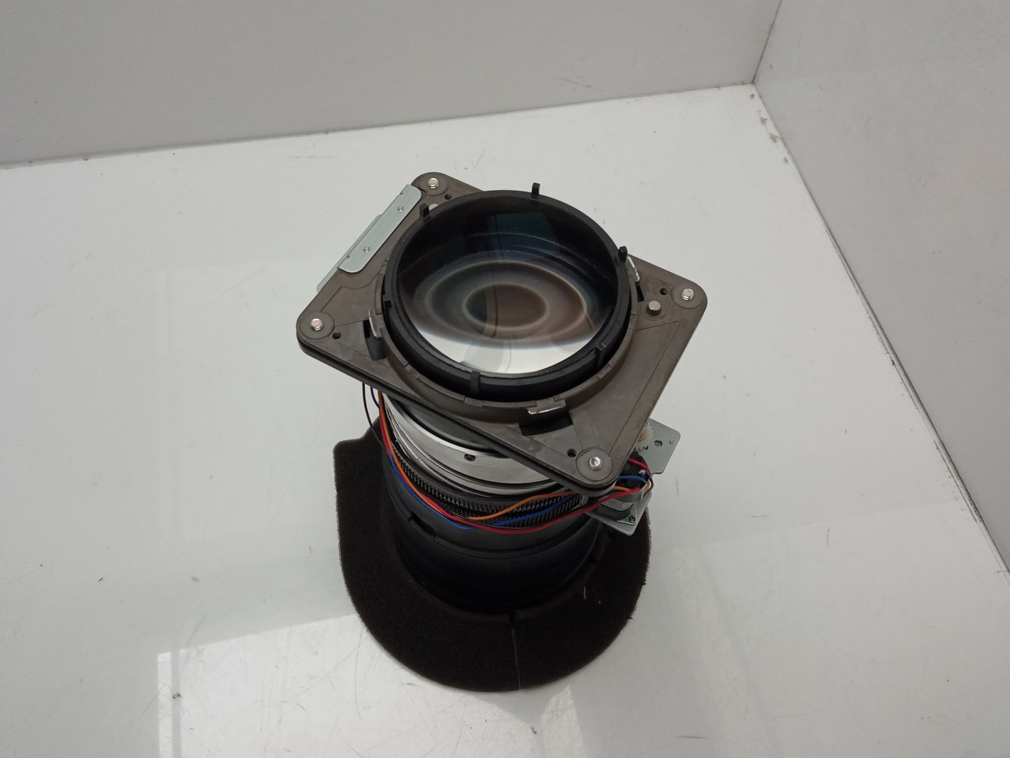 Sanyo PLC-XP100L Projector Lens Type PG1 610 339 2967 1AA2CRS0121A