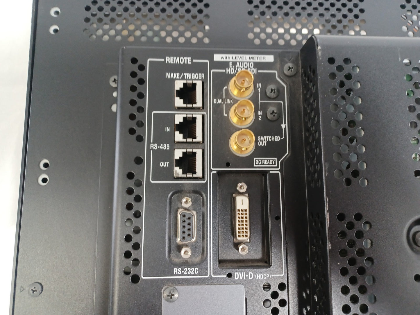 JVC DT-V24G1 HD Multiformat 24" 1920x1080 Broadcast LCD Monitor - Scratched