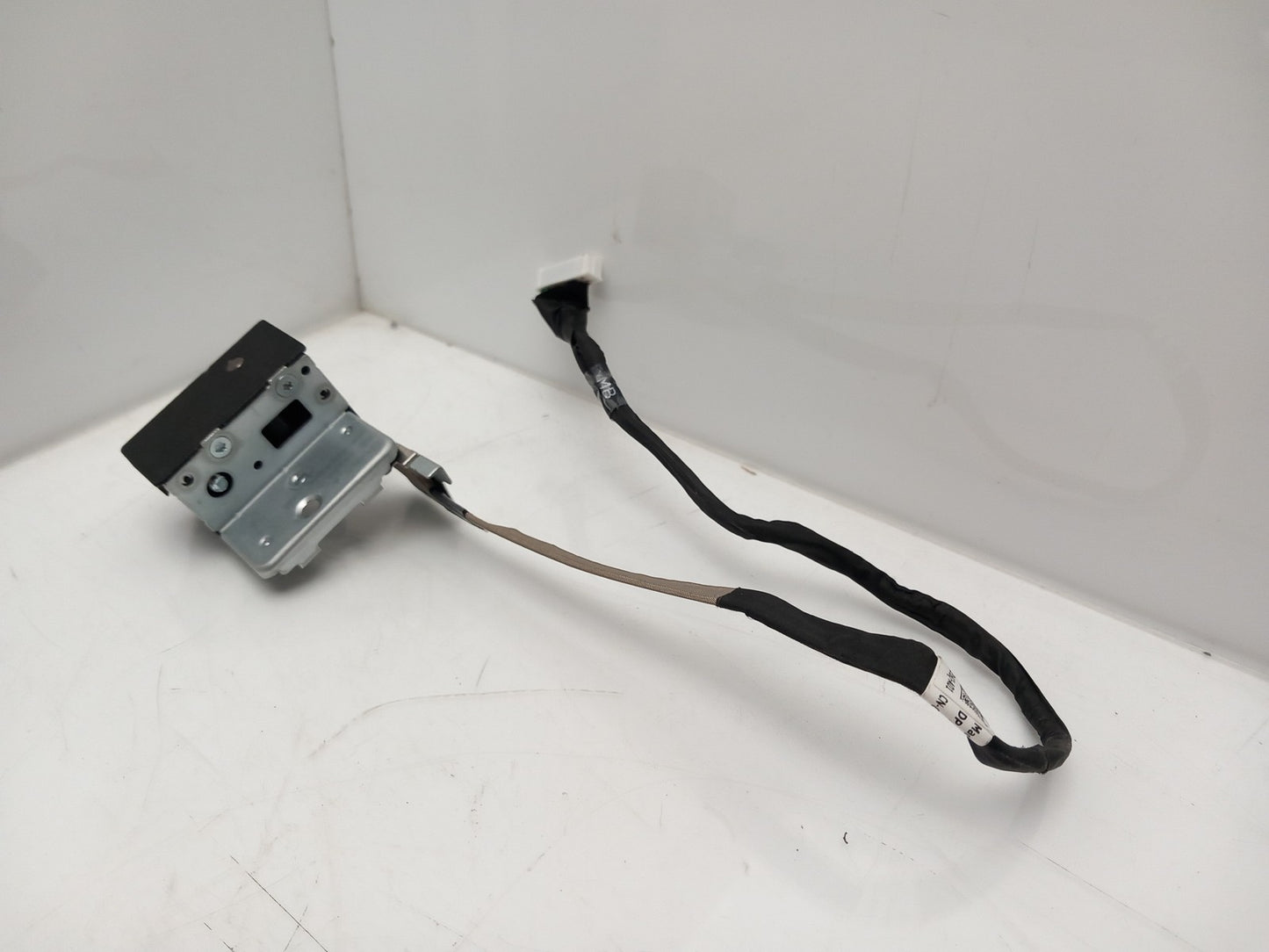 Dell EMC PowerEdge R650xs Control Panel With Cable 0V41R7 V41R7 07GPR5 7GPR5