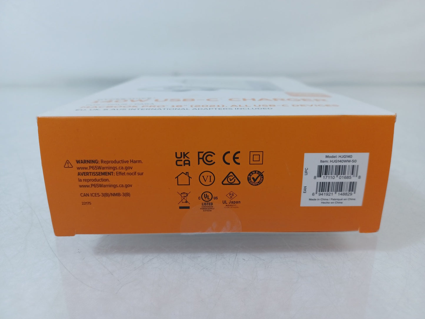 Targus HyperJuice GaN 140W PD 3.1 USB-C Charger With Travel Plugs - HJG140WW