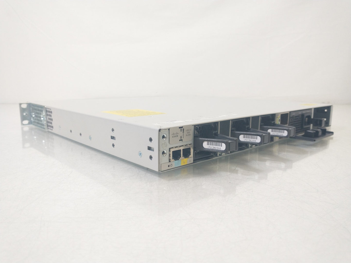 Cisco C9300-48P-E V02 48 Port PoE+ Gigabit Managed Network Switch