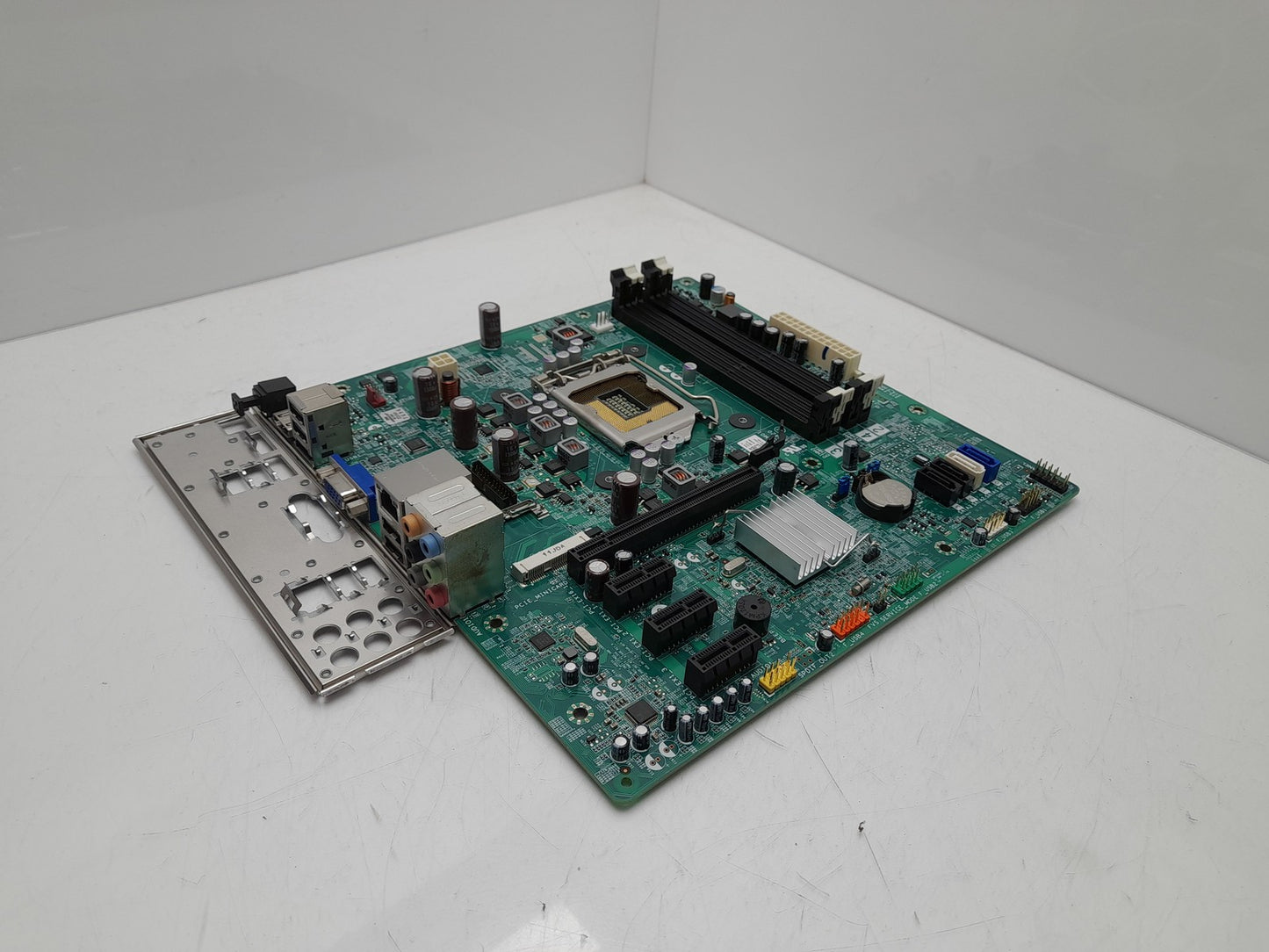Dell XPS 8300 Vostro 460 Socket LGA1155 Motherboard With I/O Shield 0Y2MRG Y2MRG