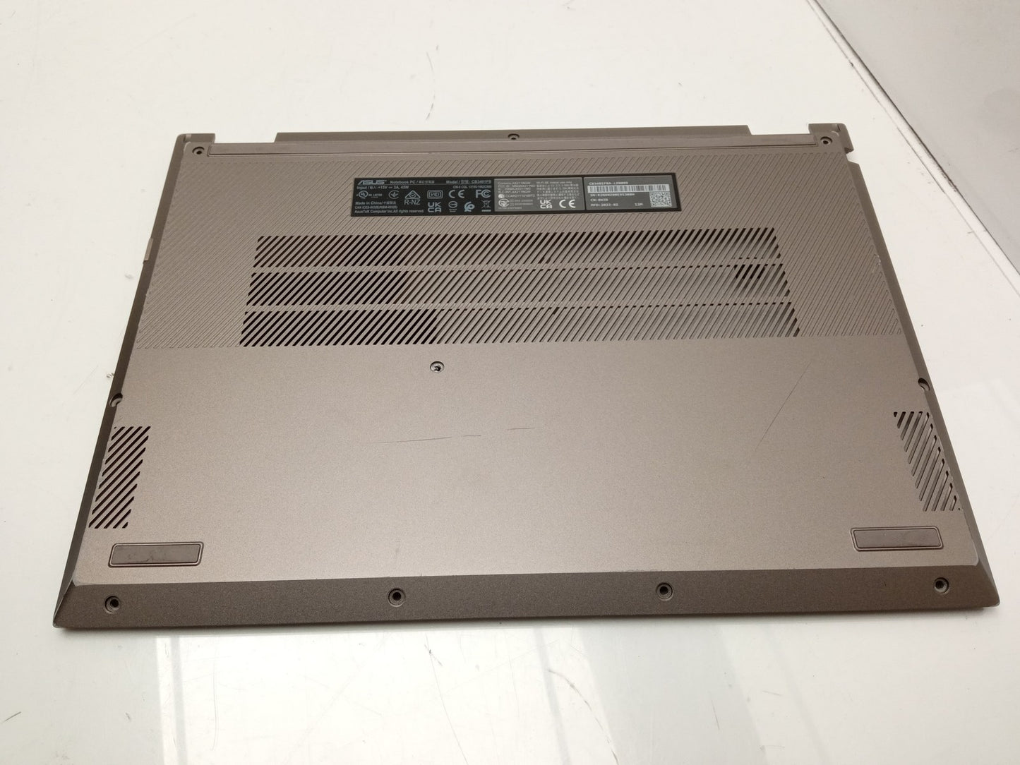 ASUS Chromebook CB43 CB3401FB Laptop Chassis Bottom Lid Panel AP3V3000361