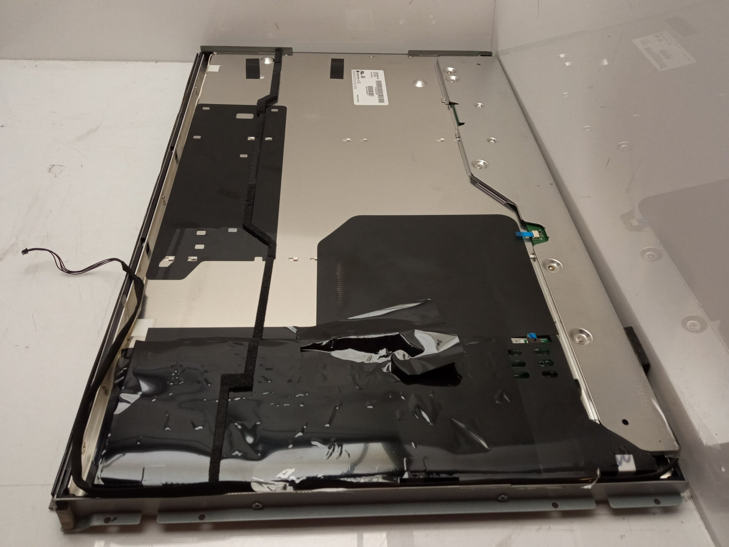 LG Display LM240WU2 (SL)(B1) 24" Replacement LCD Display Panel