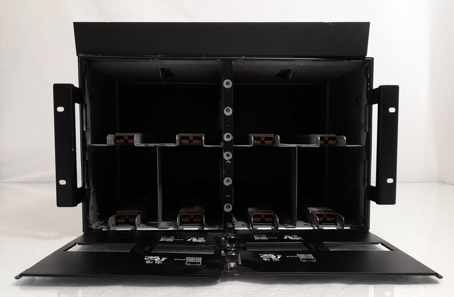 APC SURT192RMXLBP2 8 Bay External Battery Pack - No Batteries Or Cartridges