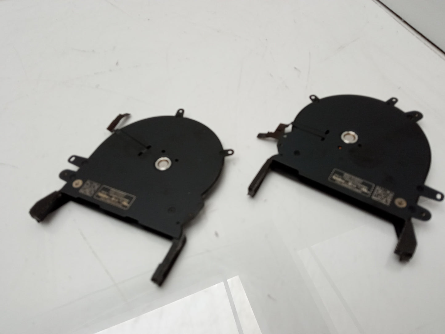 Apple MacBook Pro A2141 16" 2019 Left & Right CPU Cooling Fans 610-00353-A