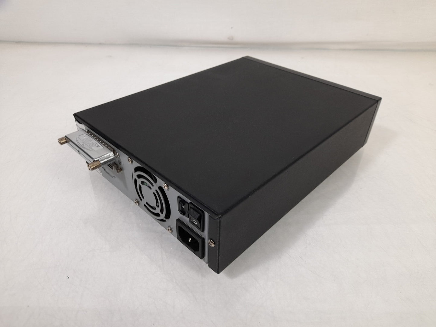 Qunatum DLT-V4e 160-320GB External SCSI Tape Drive