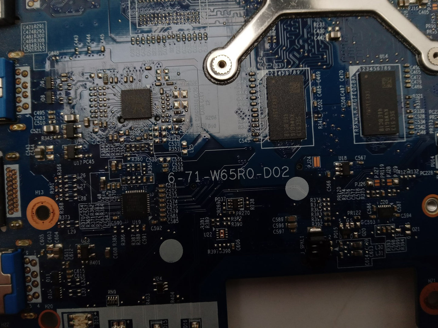 Clevo W65-W67RB Laptop Motherboard With i3-6100H 2.70 GHz CPU 6-71-W65R0-D02