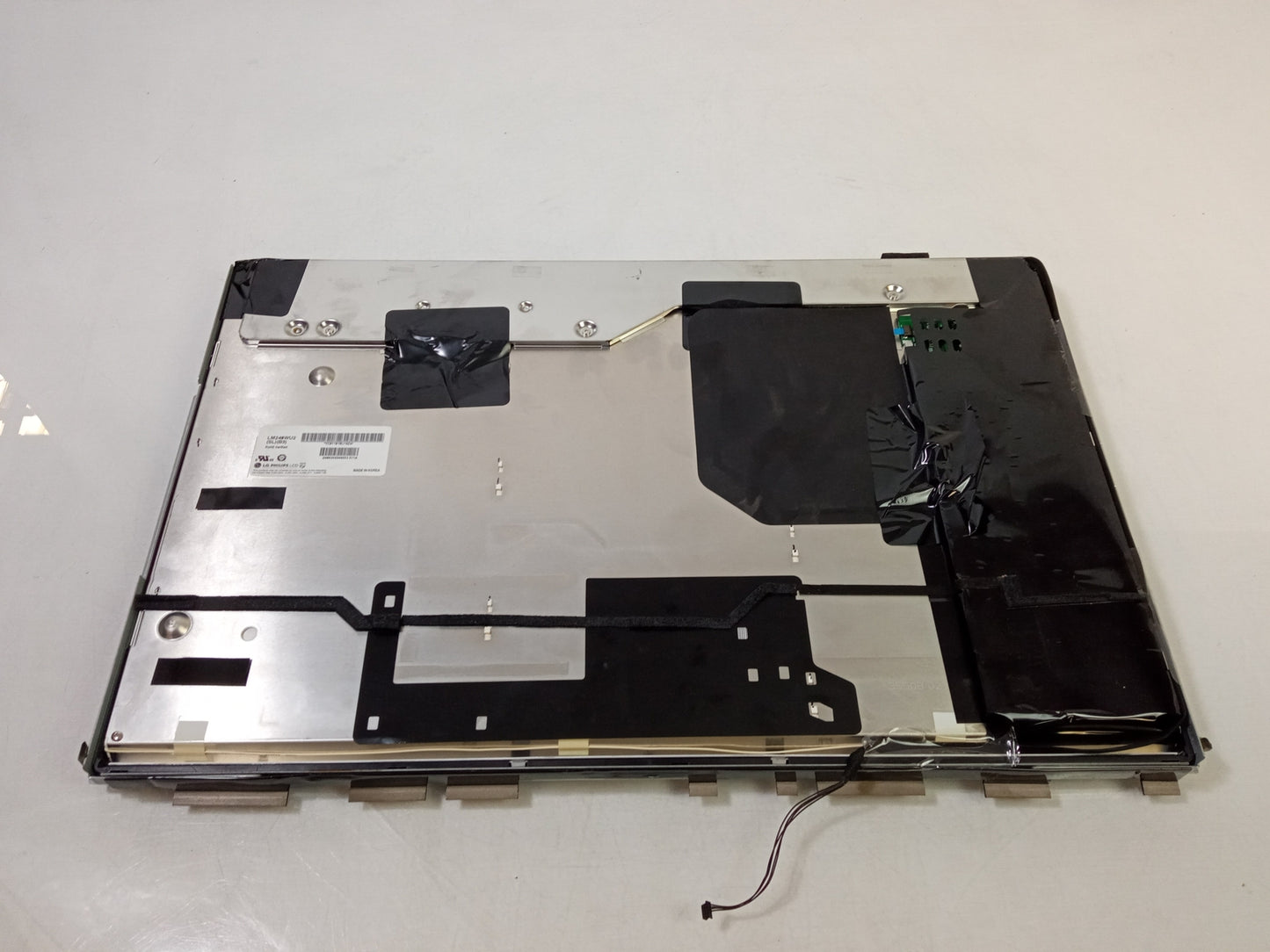 Apple iMac A1225 24" Replacement LCD Display Screen LM240WU2 (SL)(B3)