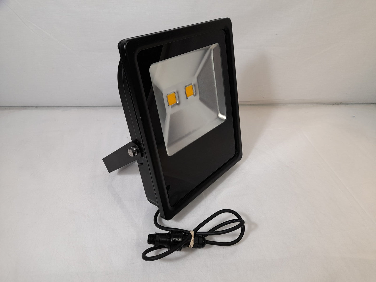 Xcite XCSF100WW 100W LED 3000K Slim Floodlight