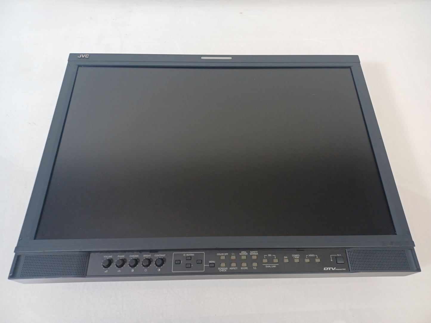 JVC DT-V24G1 HD Multiformat 24" 1920x1080 Broadcast Studio LCD Monitor