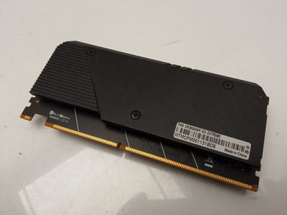 ASUS ROG Crosshair VIII Extreme DIMM.2 Dual NVMe PCIe Riser Adapter Card