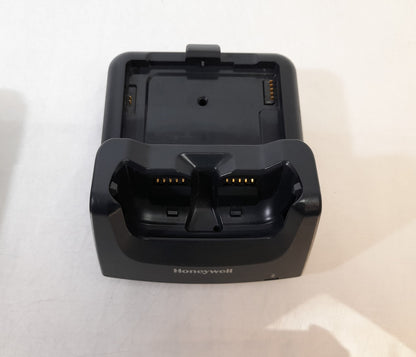 Honeywell Dolphin CT50LUN Barcode Scanner & Docking Station - (Windows OS)