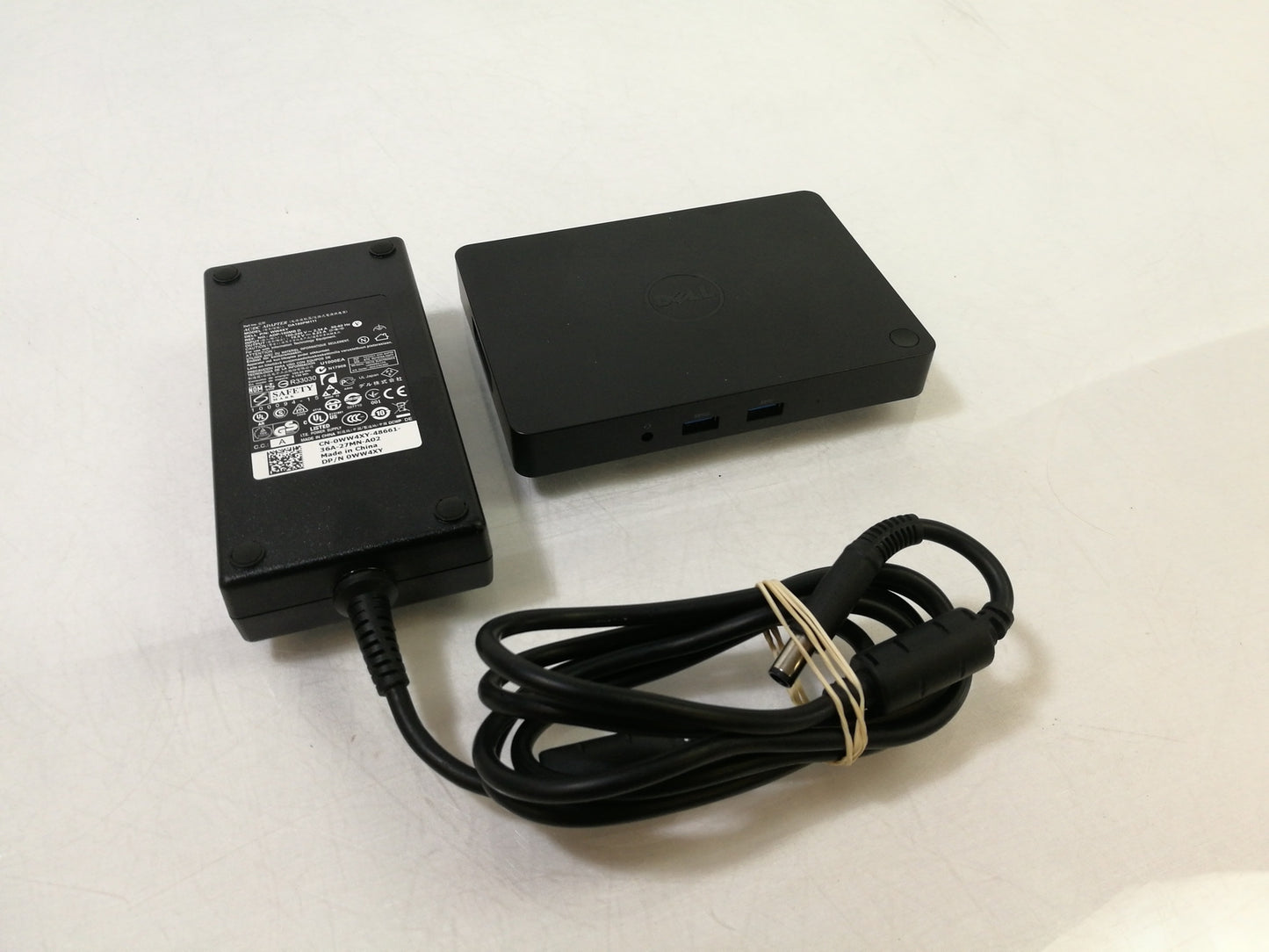 Dell WD15 K17A Docking Station K17A - No USB Type-C Cable - With Power Supply