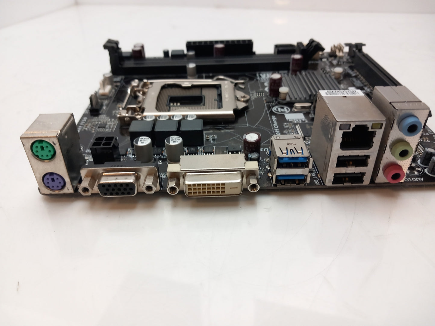 GIGABYTE GA-H81M-S2V Socket LGA1150 DDR3 Micro ATX Motherboard