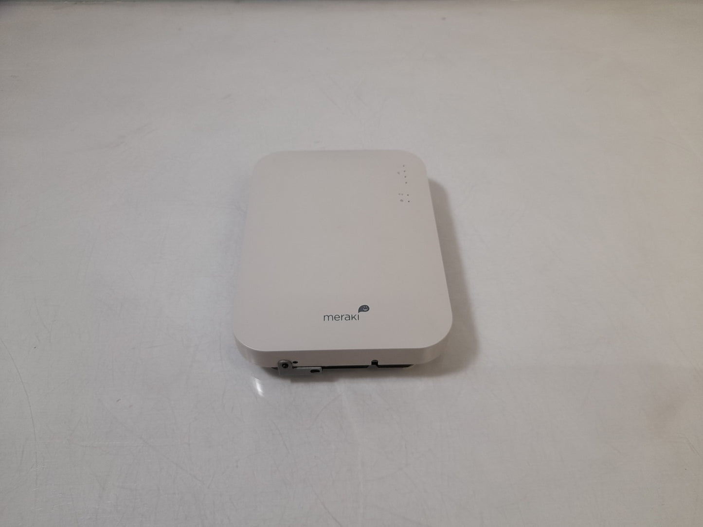 Cisco Meraki MR24 PoE Wireless Access Point With Mount - Unclaimed