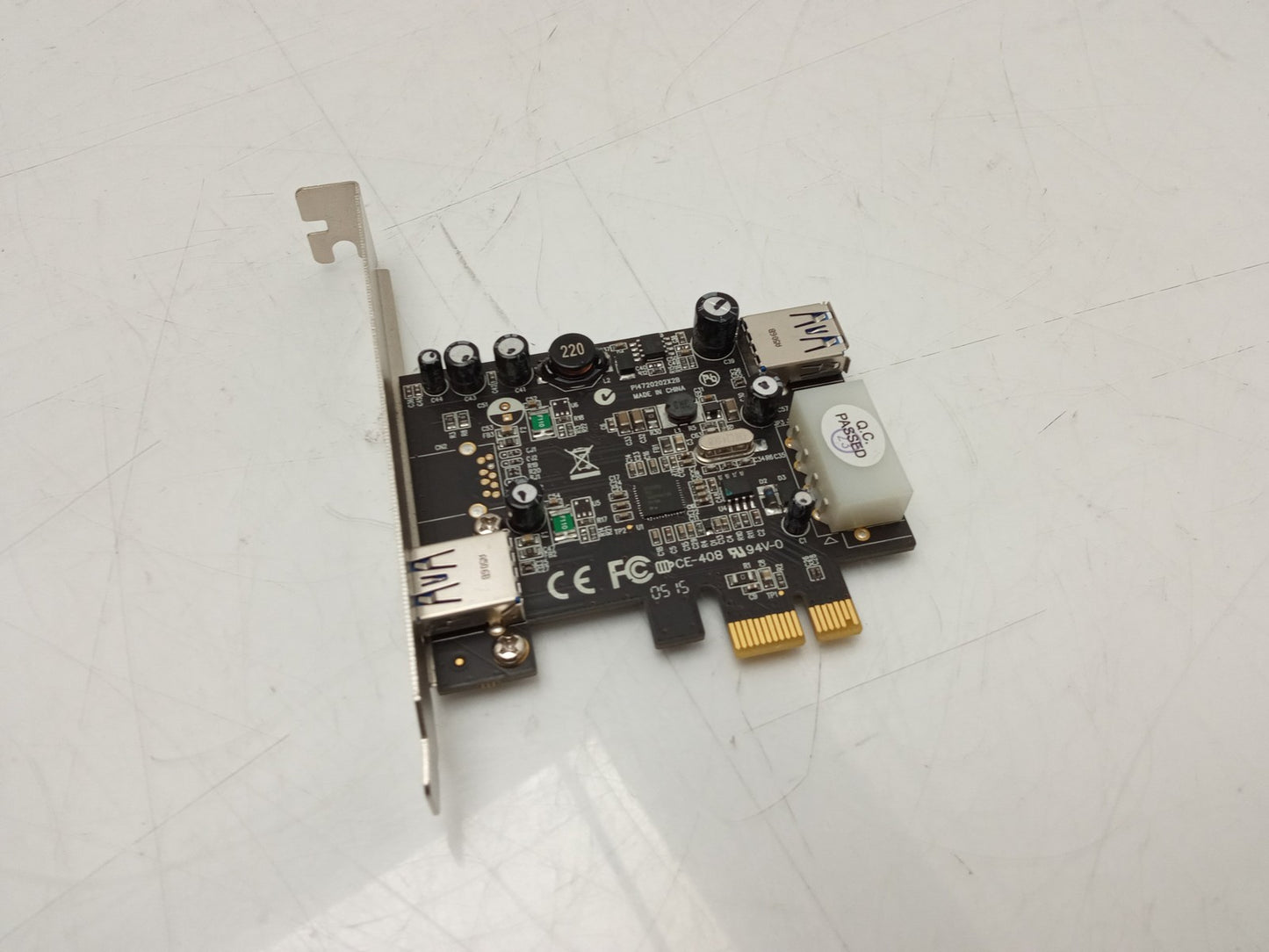 Fujitsu Primergy TX150 USB 3.0 PCIe Adapter Card S26361-D3305-A10-1