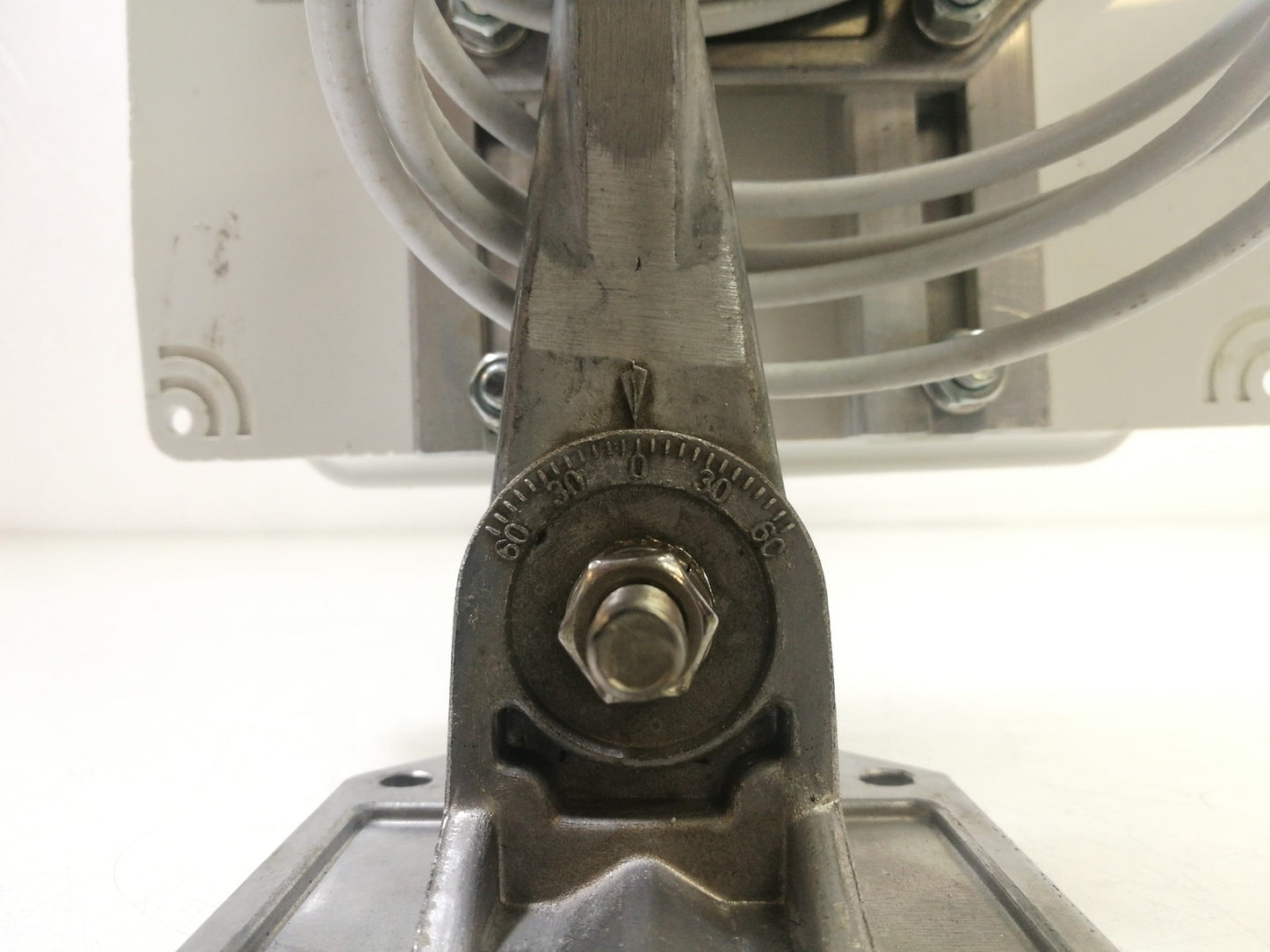 Aruba Networking AP-ANT-45 Outdoor MIMO Antenna - With Wall Bracket